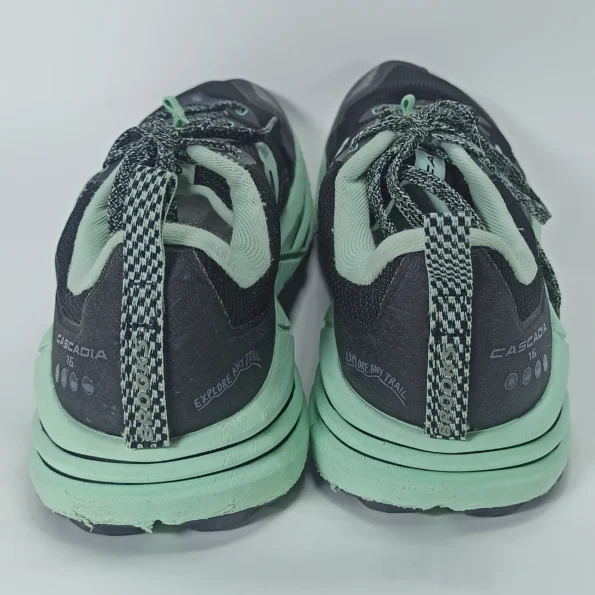 ZairZabar.pk BROOKS CASCADIA 16