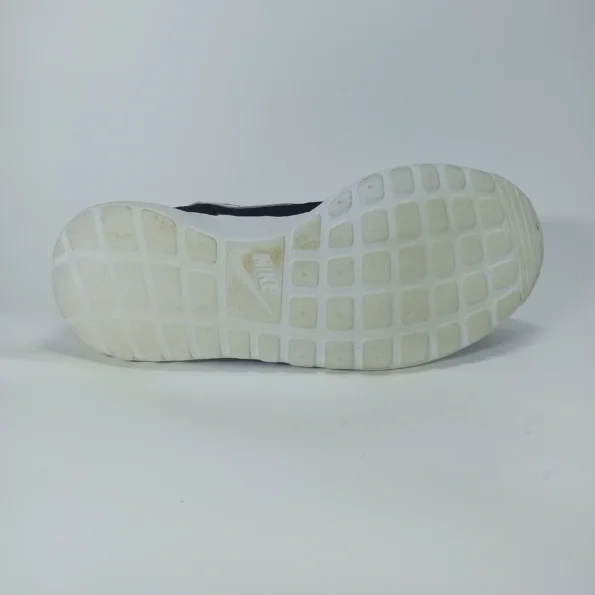 ZairZabar.pk NIKE ROSHE RUN GS RUNNING SHOES