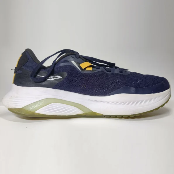 ZairZabar.pk SAUCONY GUIDE 15
