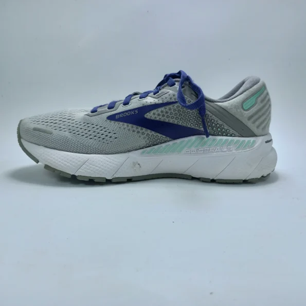 ZairZabar.pk BROOKS ADRENALINE GTS 22