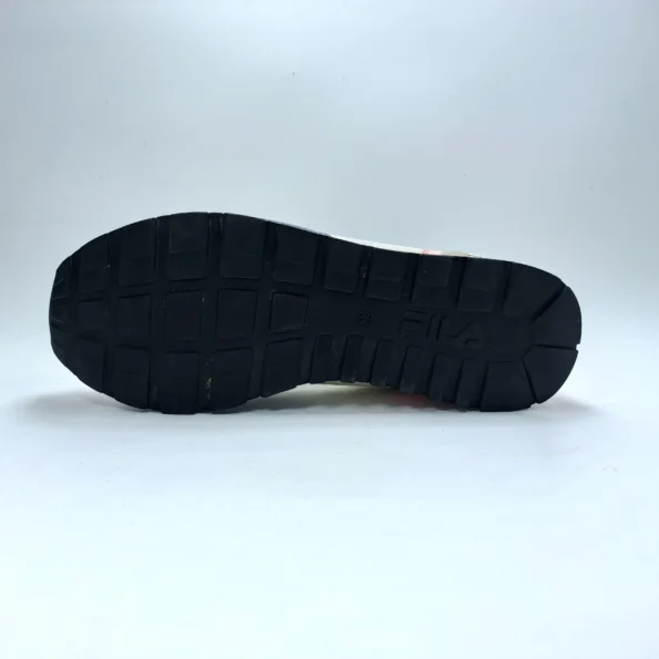 ZairZabar.pk FILA RETROQUE WMN WOMENS SNEAKER