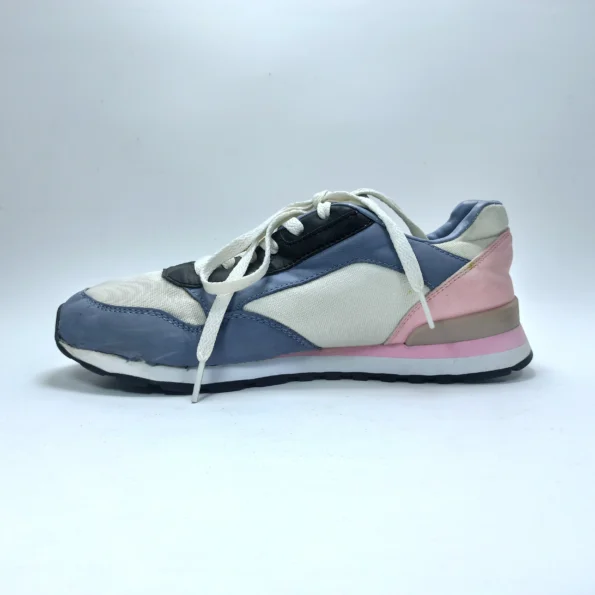 ZairZabar.pk FILA RETROQUE WMN WOMENS SNEAKER