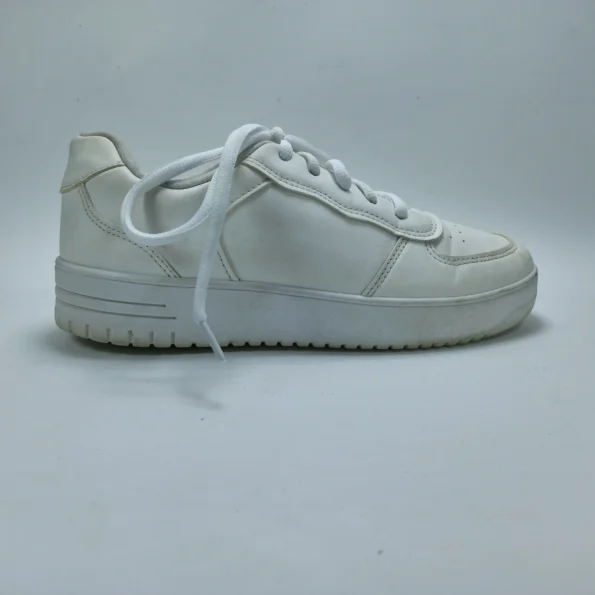 ZairZabar.pk GRACELAND WHITE LACE-UP TRAINERS