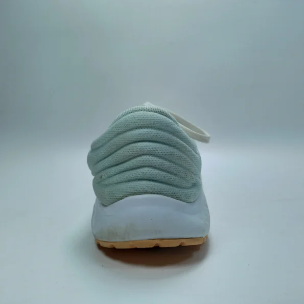 ZairZabar.pk NEW BALANCE 520